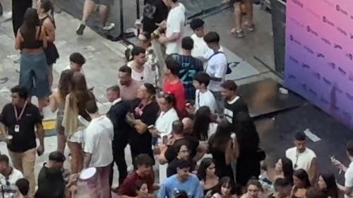 Montoya reaparece públicamente en 'La velada del año' con amigos y una  sonrisa | Parte 1